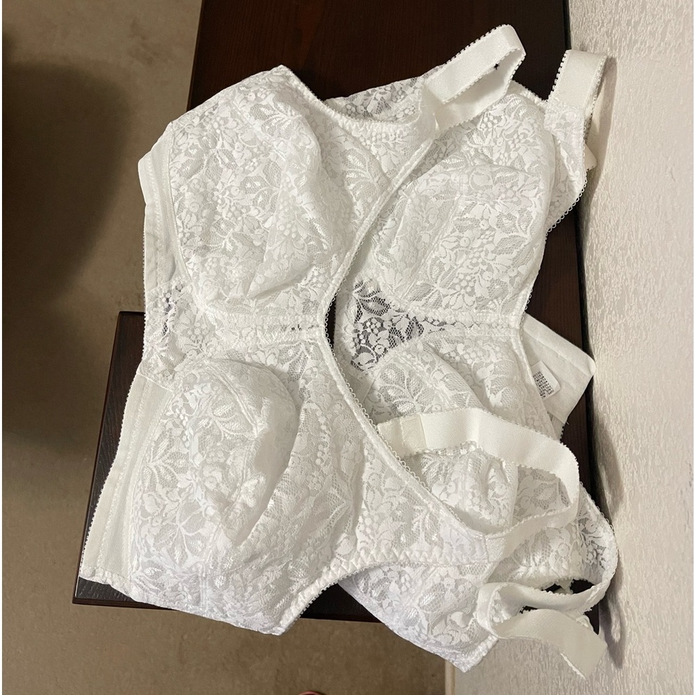 (2 pack) Mastectomy pocketed Natural Wear bras - Picture 2 of 9